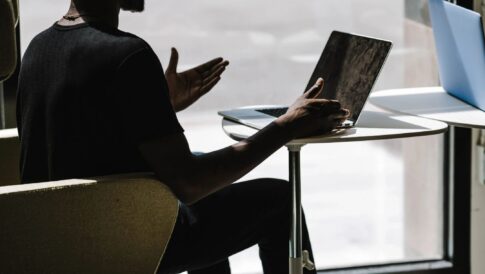 Discussion about a b2b marketing funnel issue
